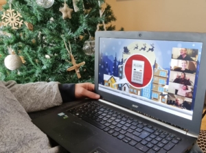 player playing christmas escape game