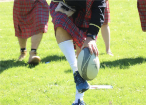 lancé de ballon de rugby lors du Highland Games