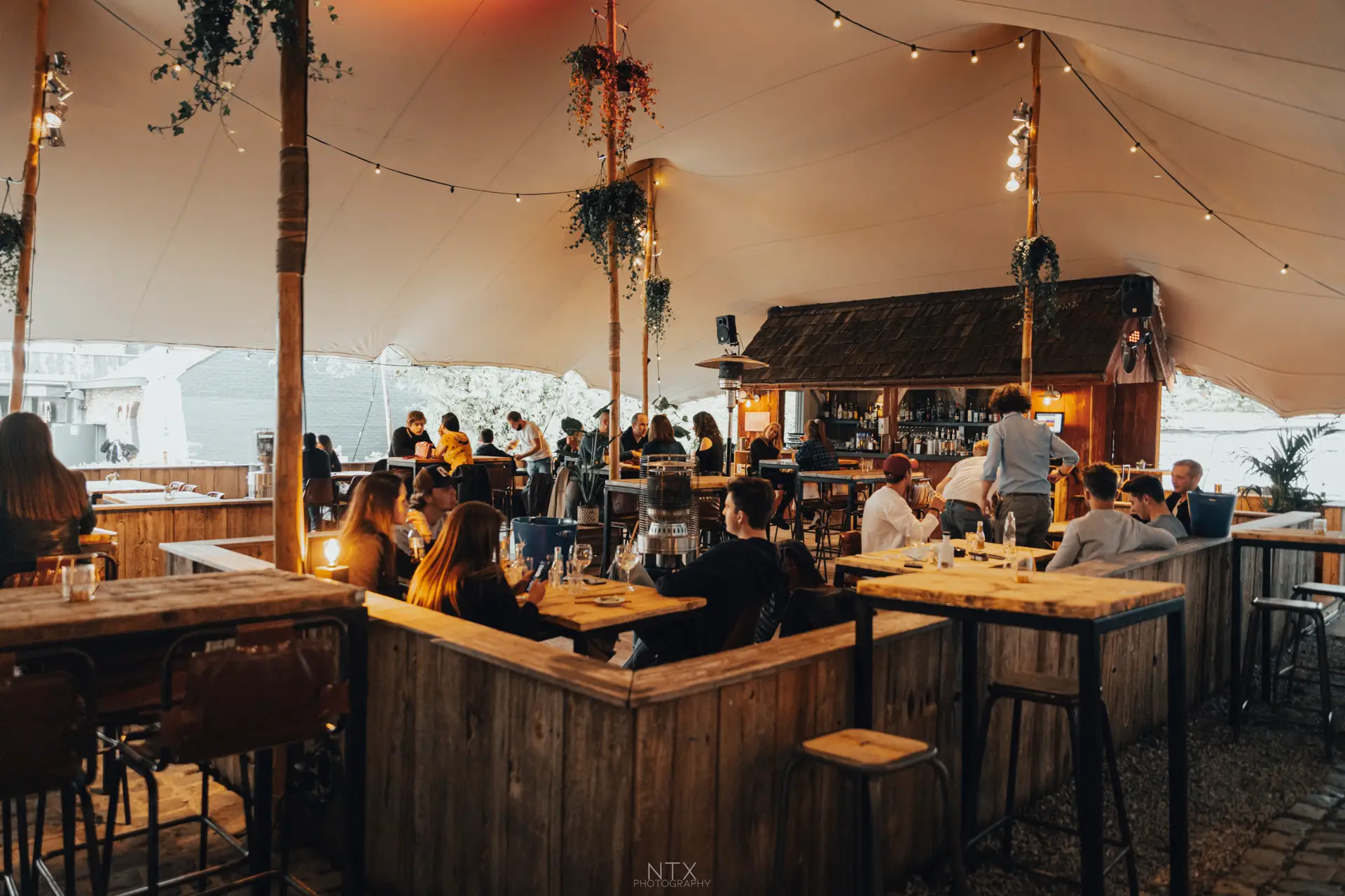 terrace-tent-event-room_Knokkeout-waterloo-scaled-1.jpg